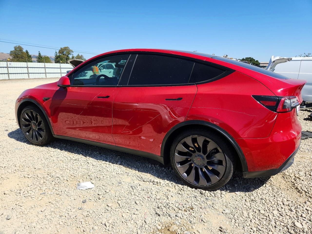 2022 Tesla Model Y - Фото 2