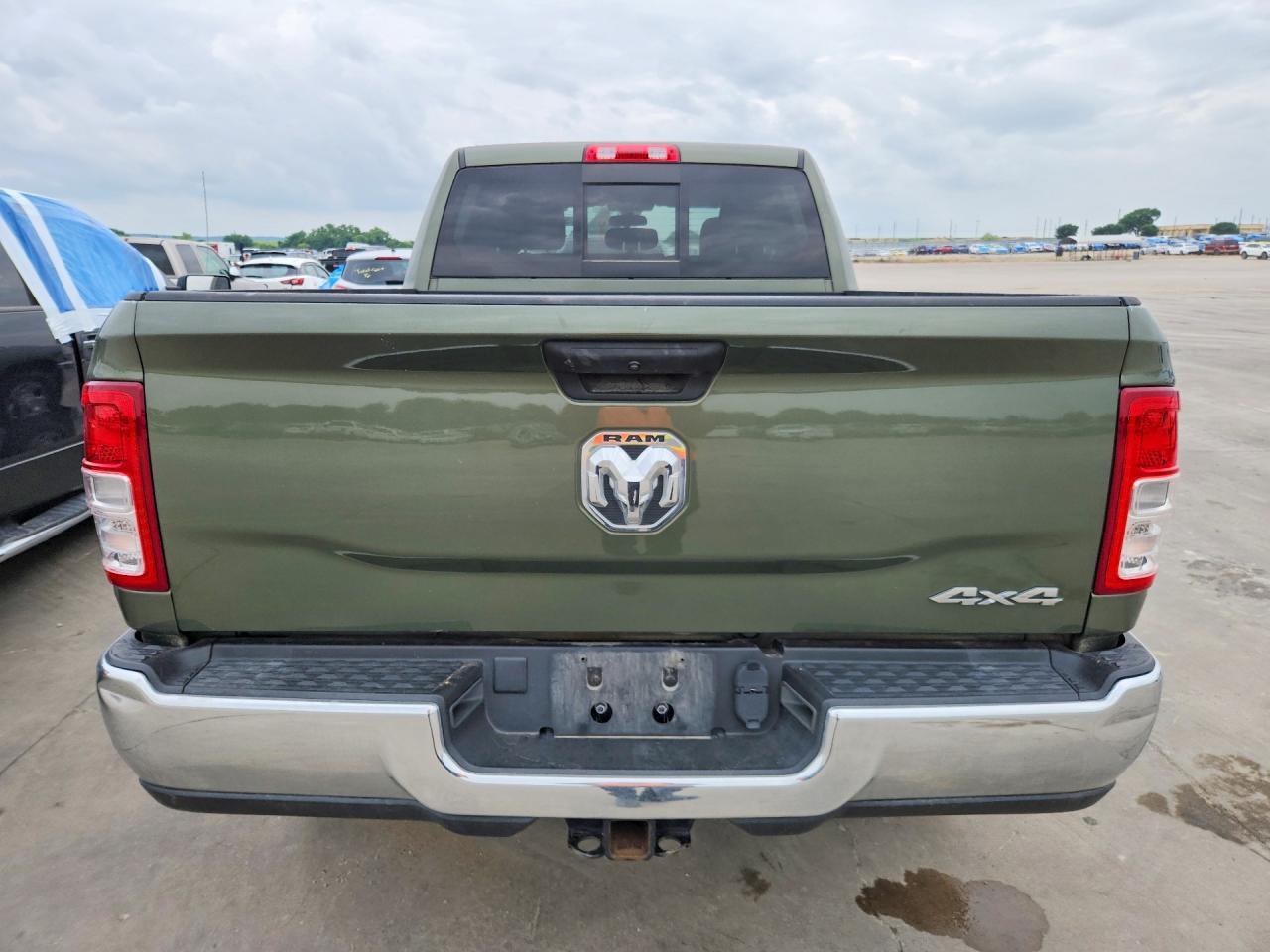 2022 Ram 2500 Tradesman - Фото 6