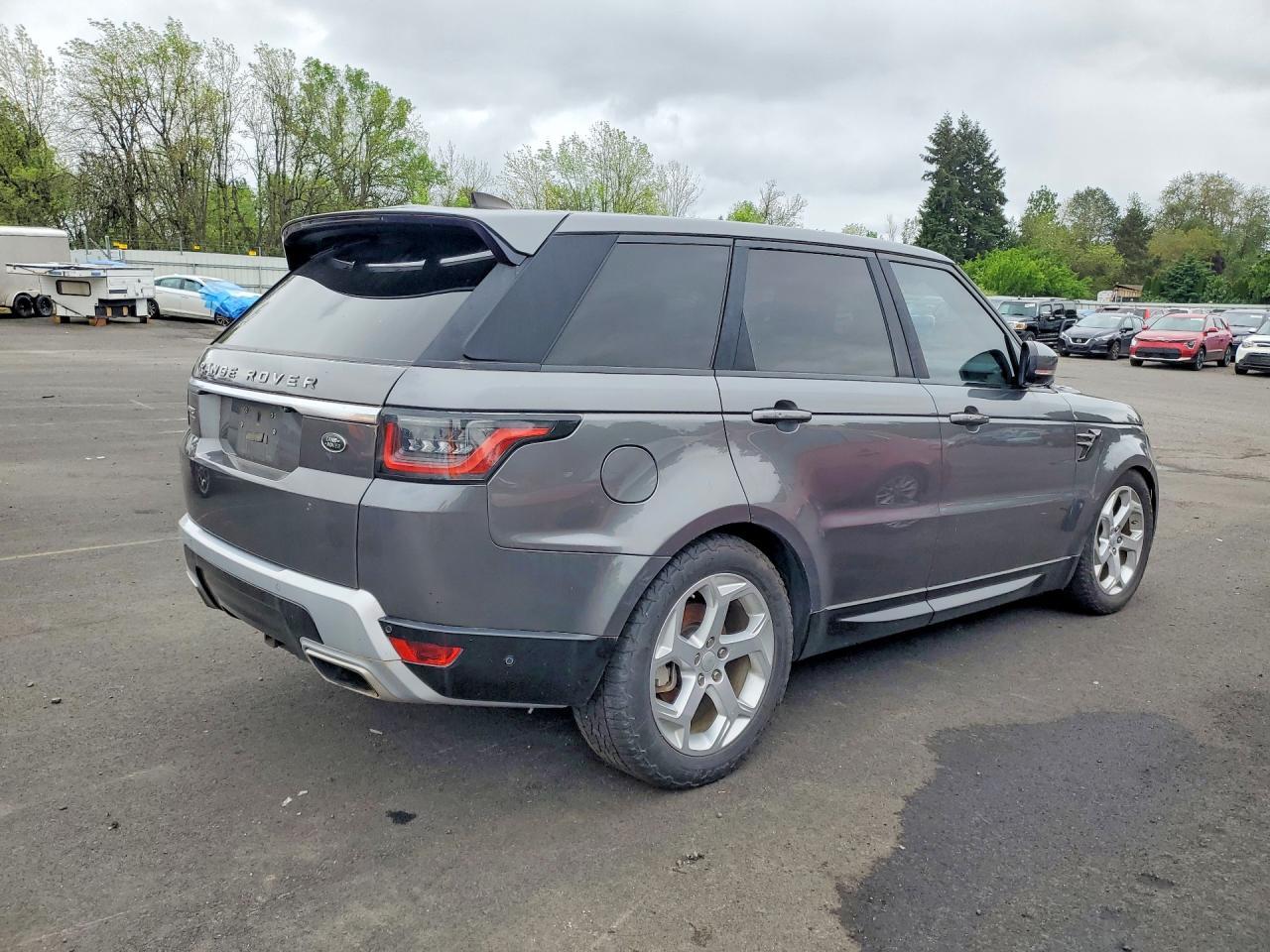 2018 Land Rover Range Rover Sport Hse - Image 3