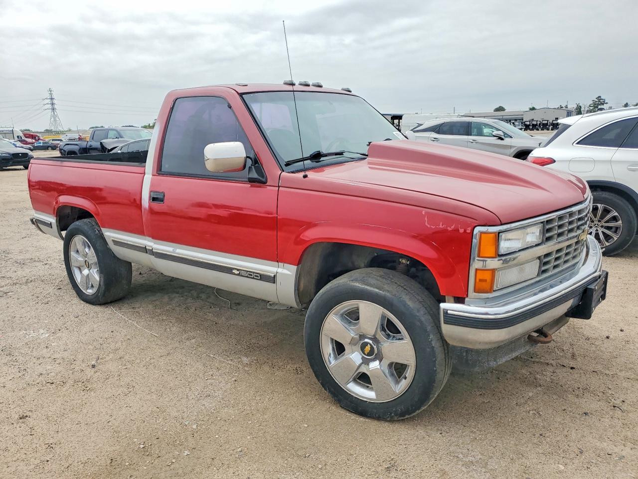 1990 Chevrolet Gmt-400 K1500 - Фото 4