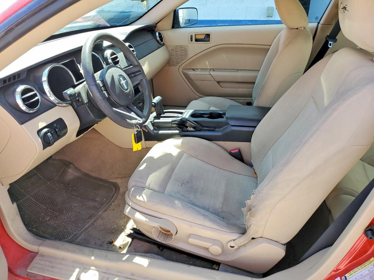 2005 Ford Mustang - Фото 7