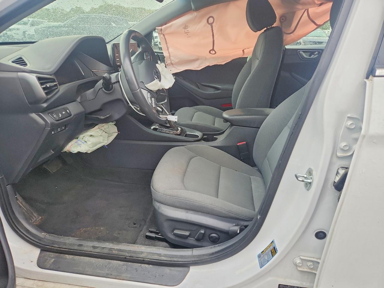 2021 Hyundai Ioniq Sel - Image 7