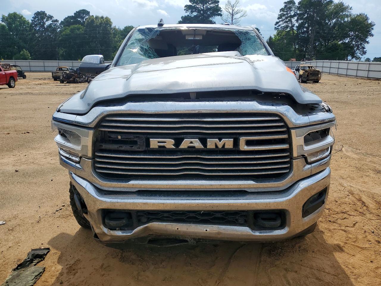 2021 Ram 2500 Laramie - Фото 5