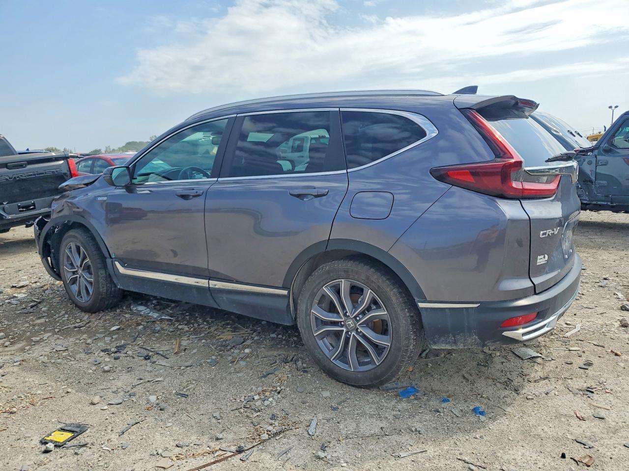 2022 Honda Cr-V Touring - Image 2