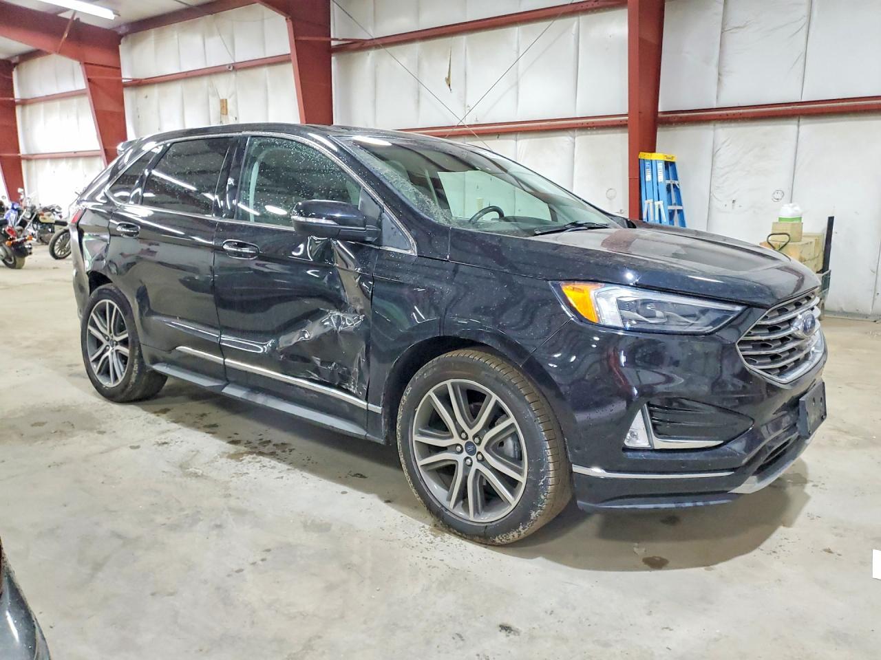 2019 Ford Edge Titanium - Фото 4