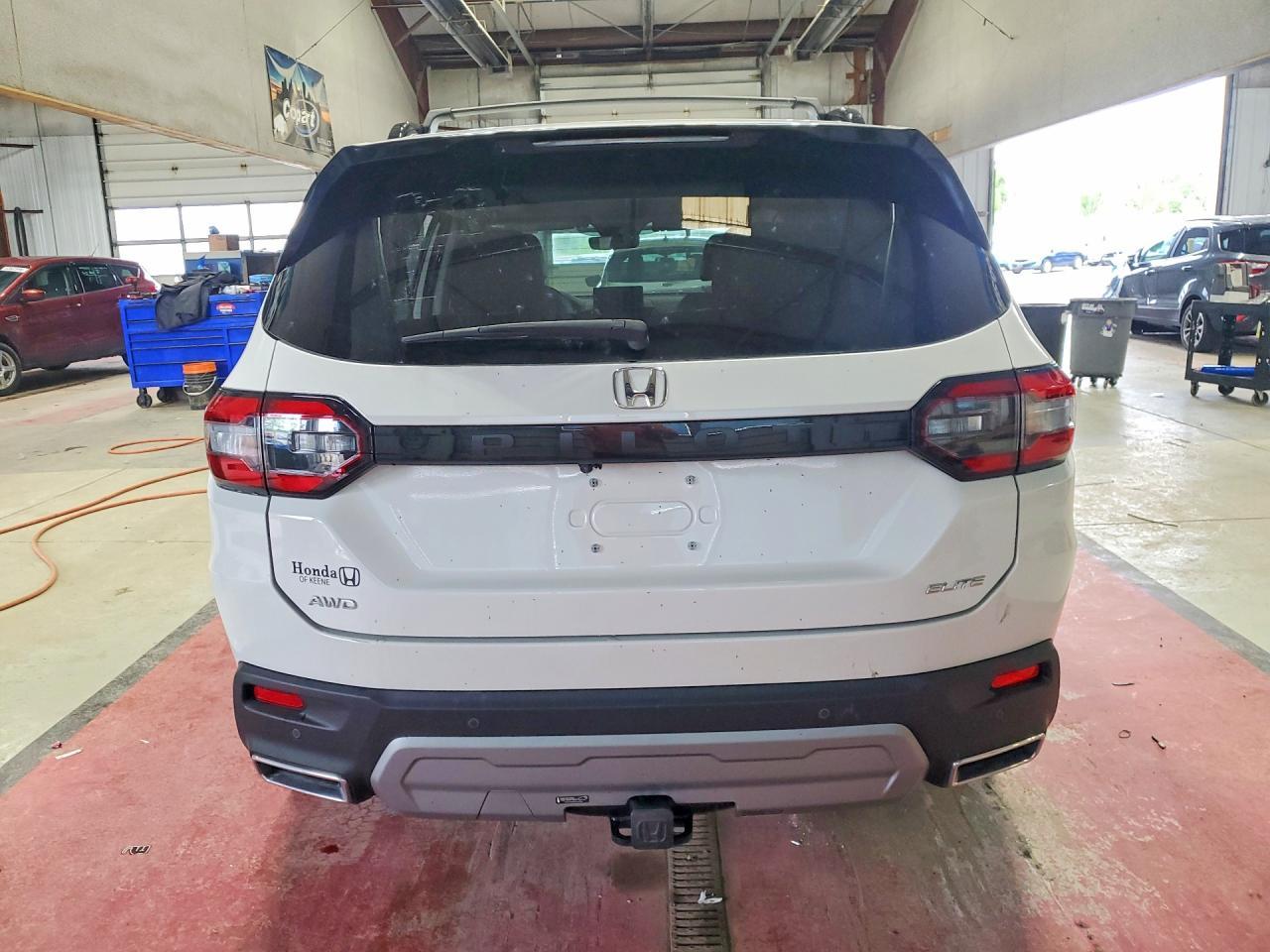 2025 Honda Pilot Elite - Фото 6