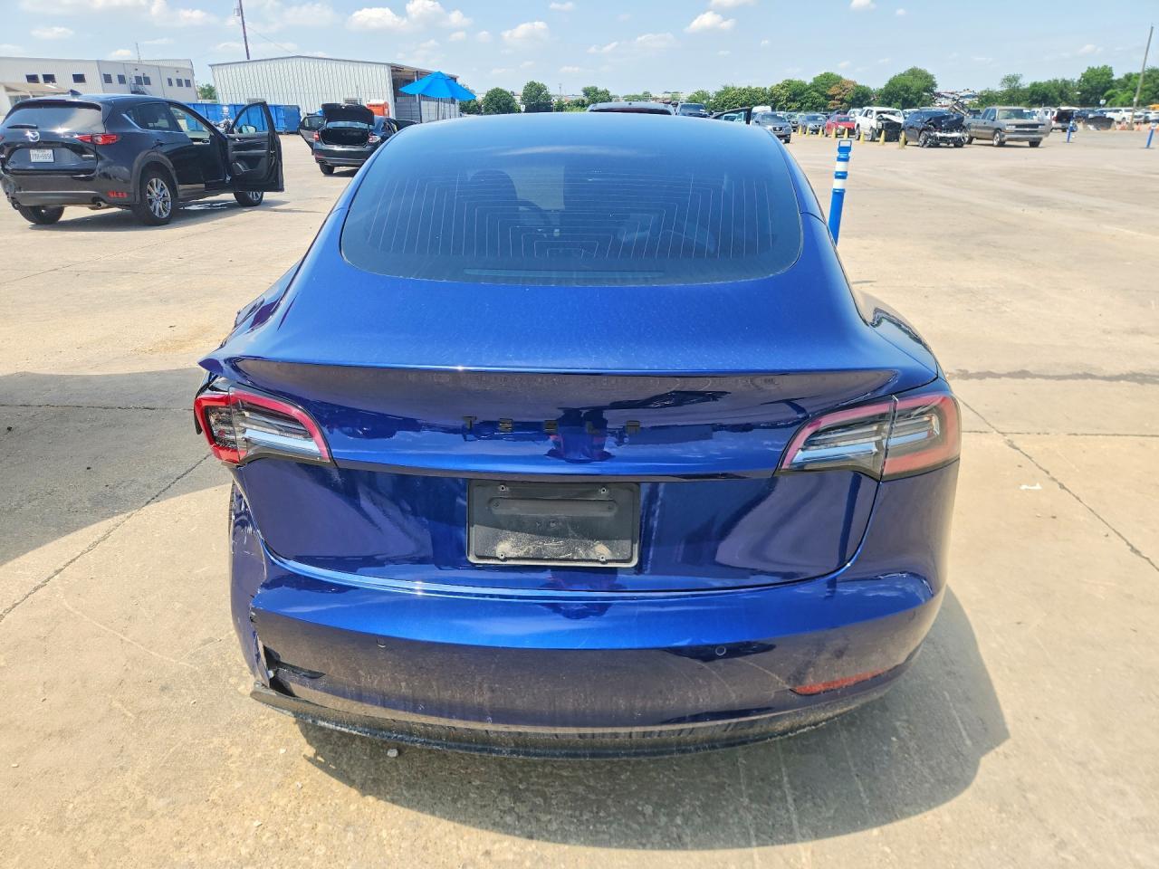 2022 Tesla Model 3 - Image 6