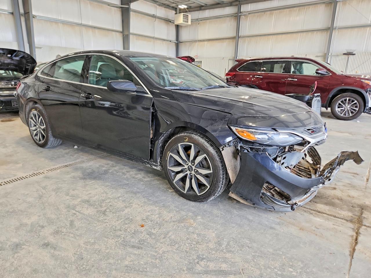 2023 Chevrolet Malibu Rs - Image 4