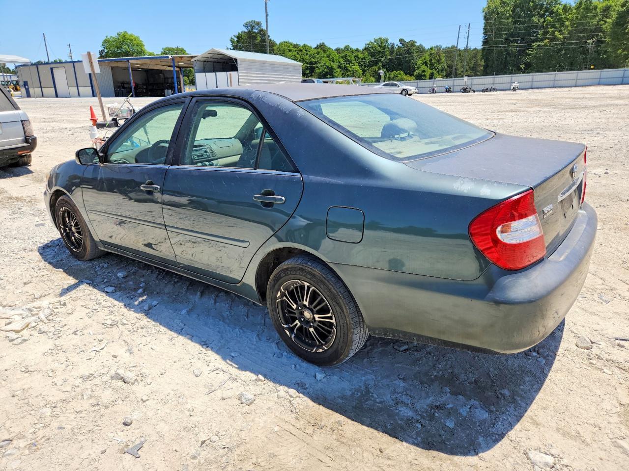 2003 Toyota Camry Le - Фото 2