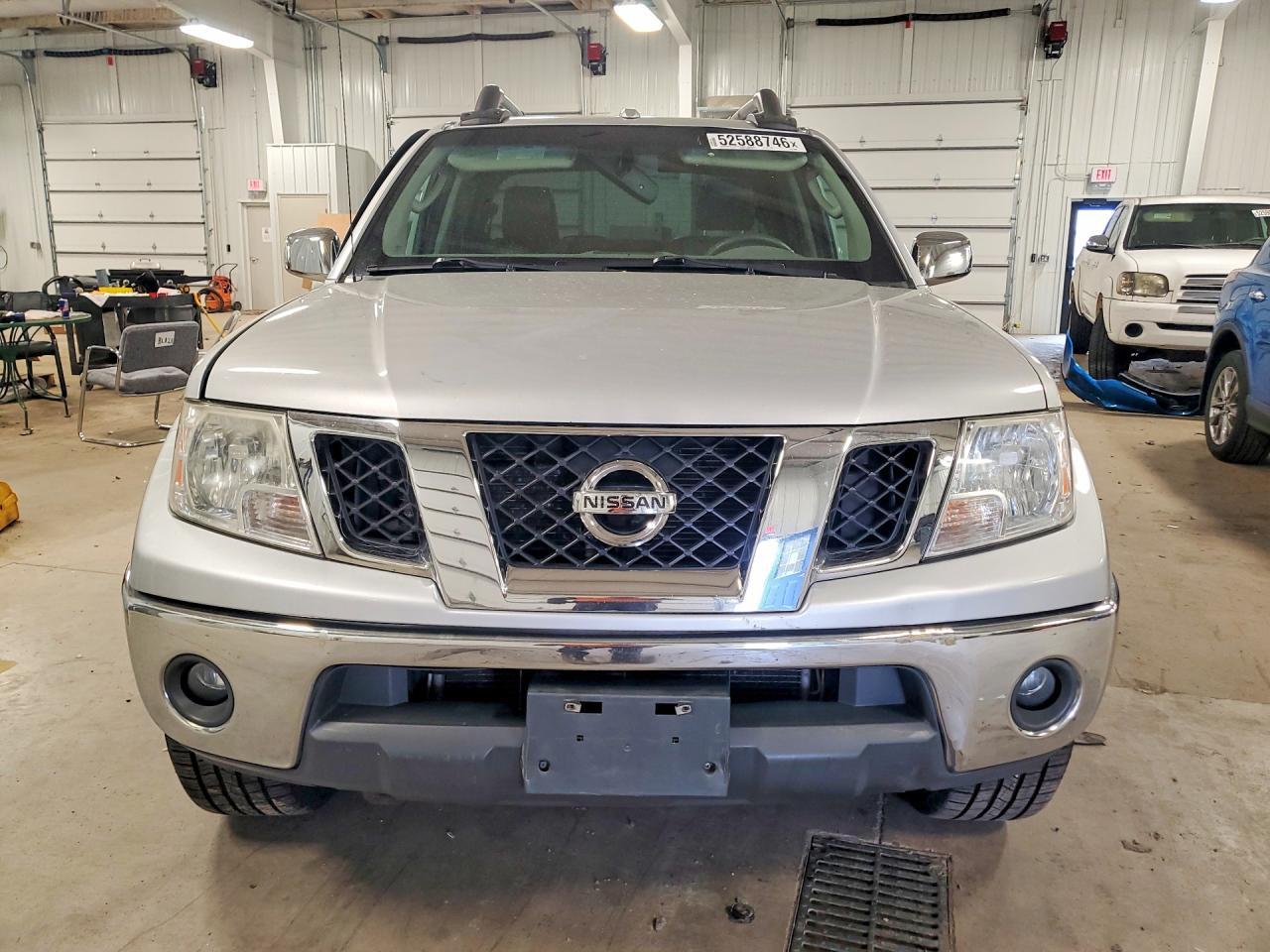 2011 Nissan Frontier S - Image 5