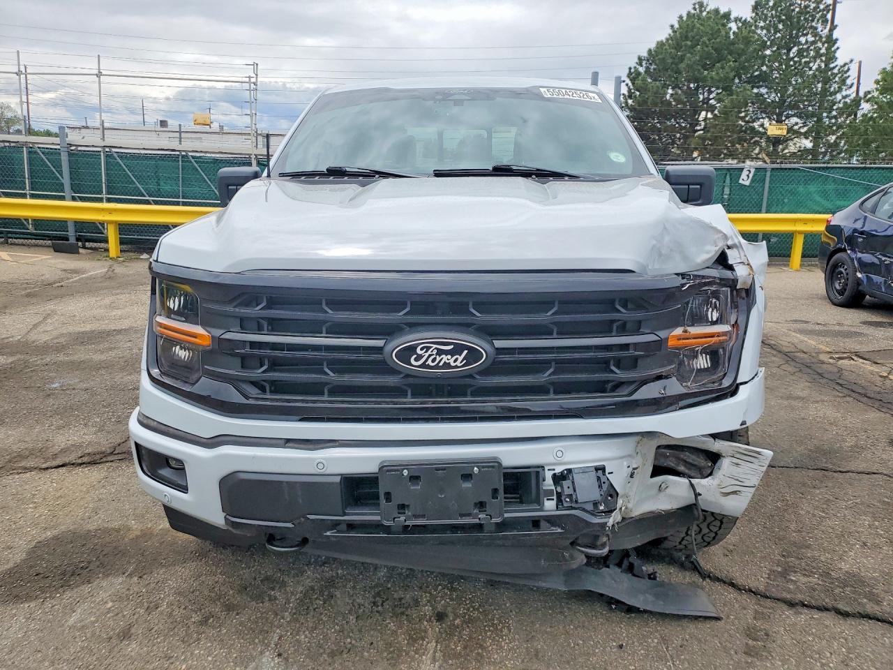 2025 Ford F150 Xlt - Фото 5