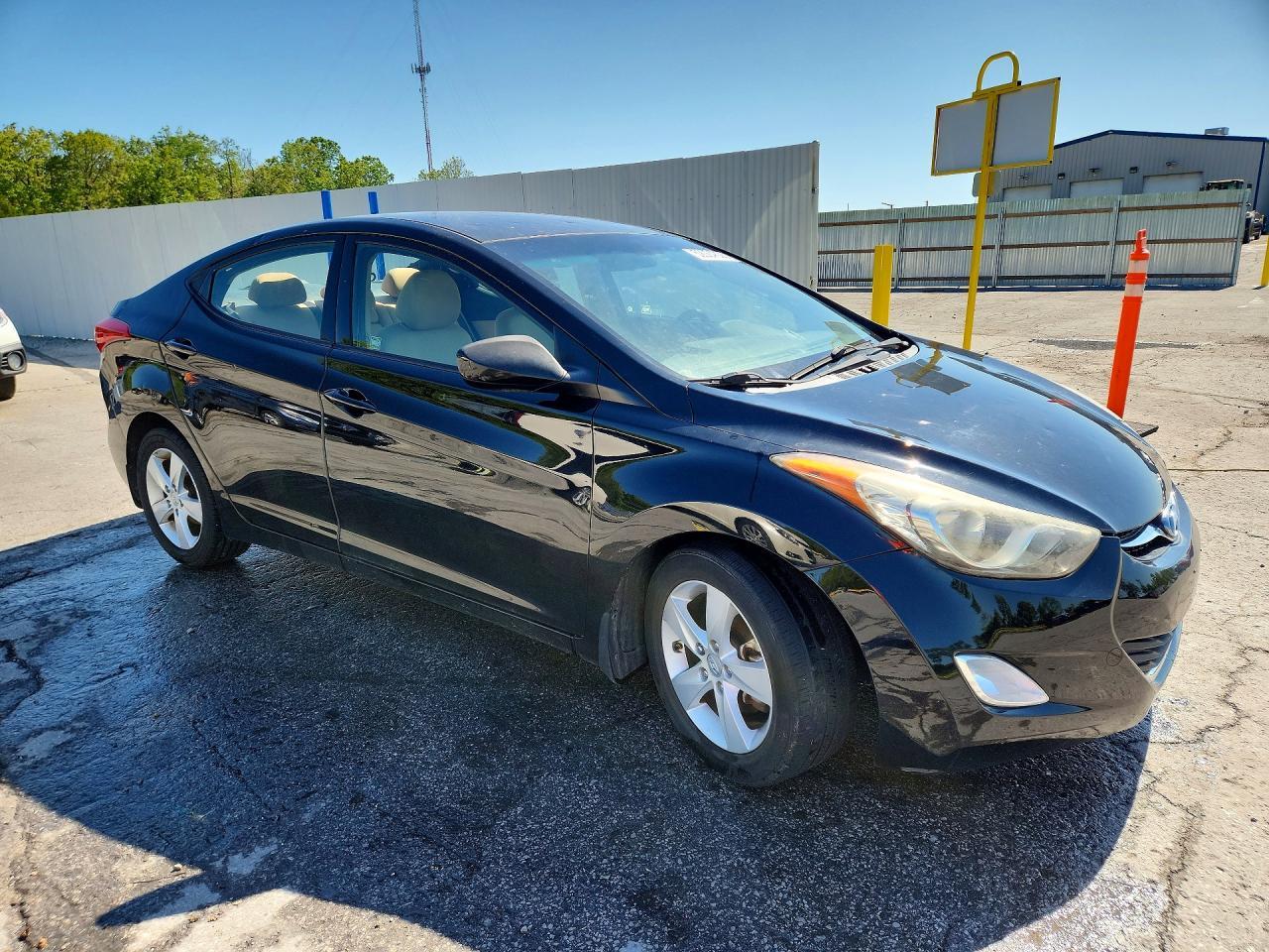 2013 Hyundai Elantra Gls - Image 4