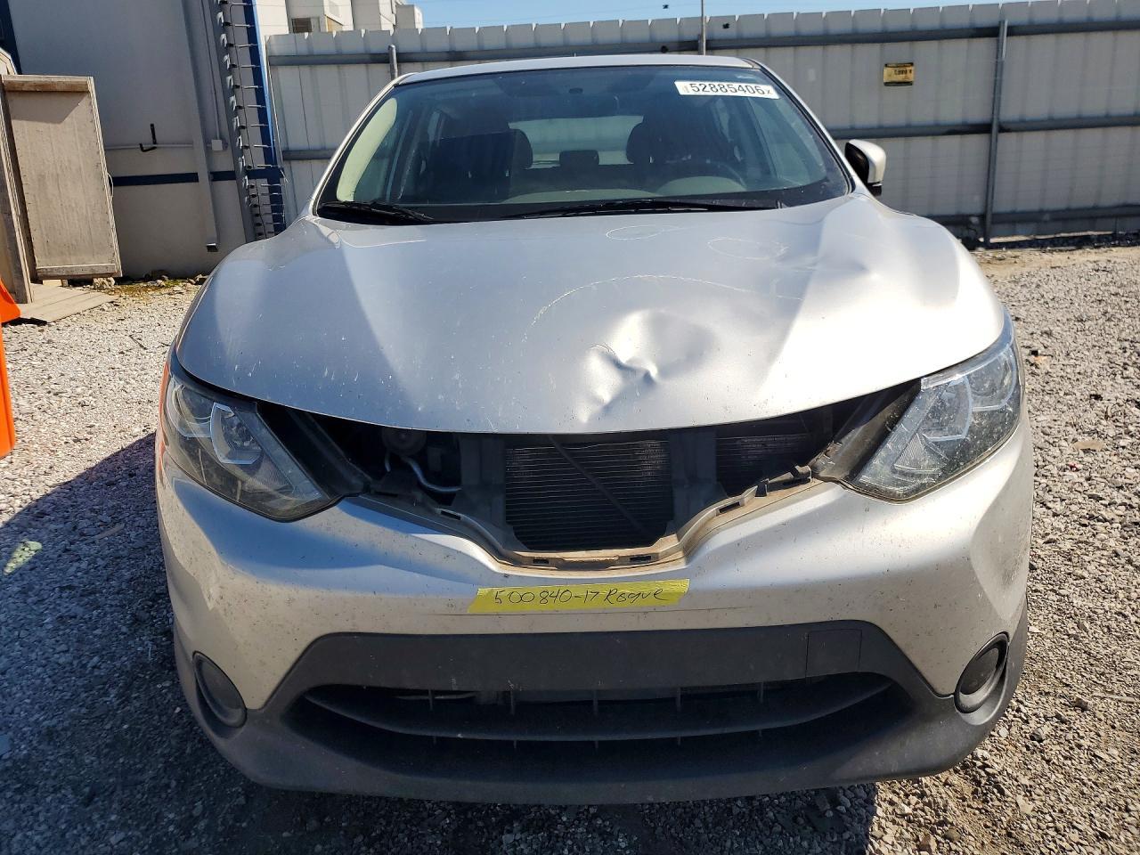 2017 Nissan Rogue Sport S - Фото 5