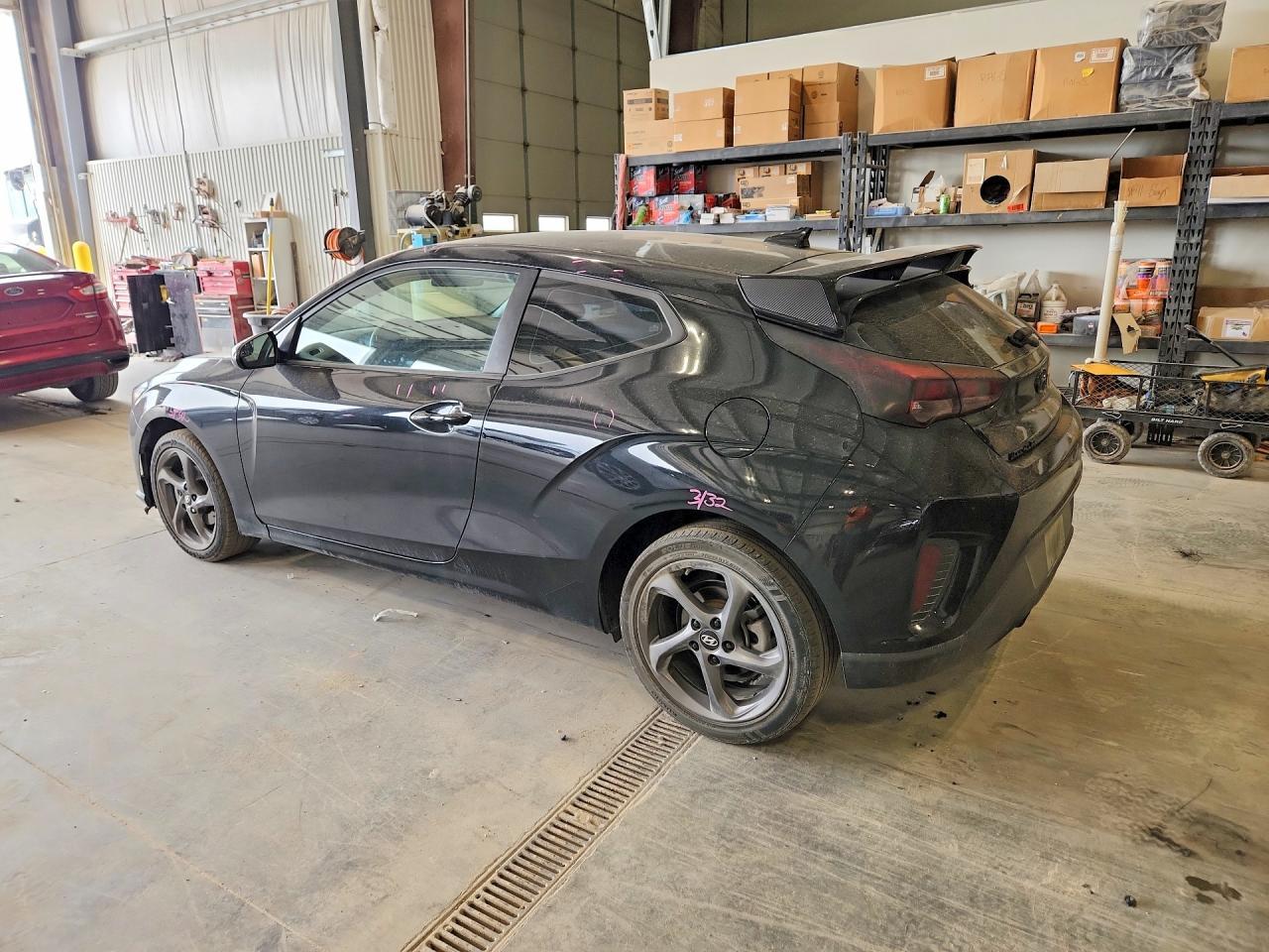 2019 Hyundai Veloster 2.0L - Фото 2