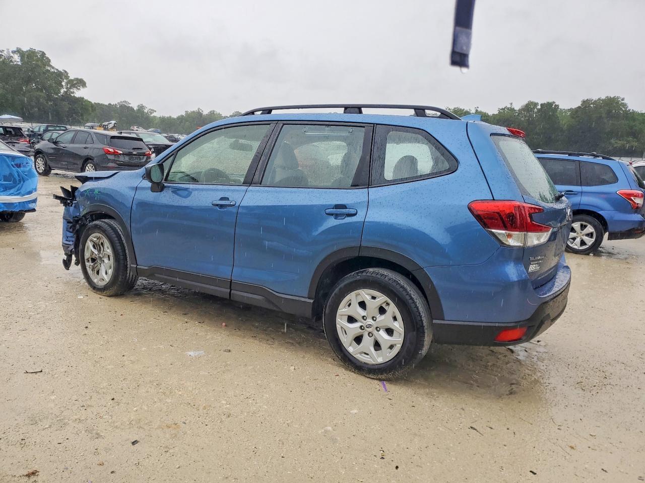 2022 Subaru Forester - Image 2