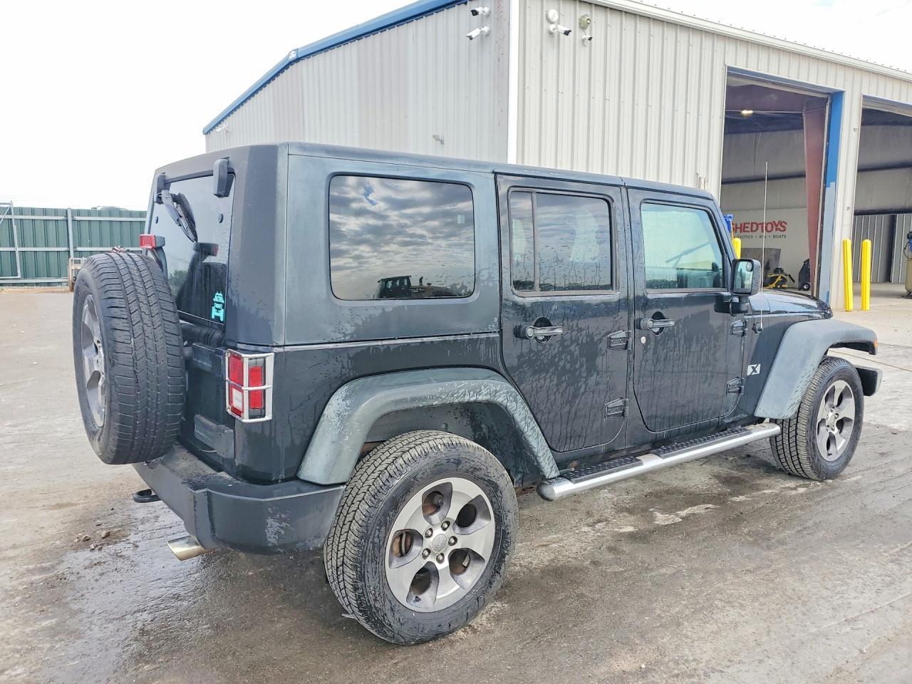 2008 Jeep Wrangler Unlimited X - Фото 3