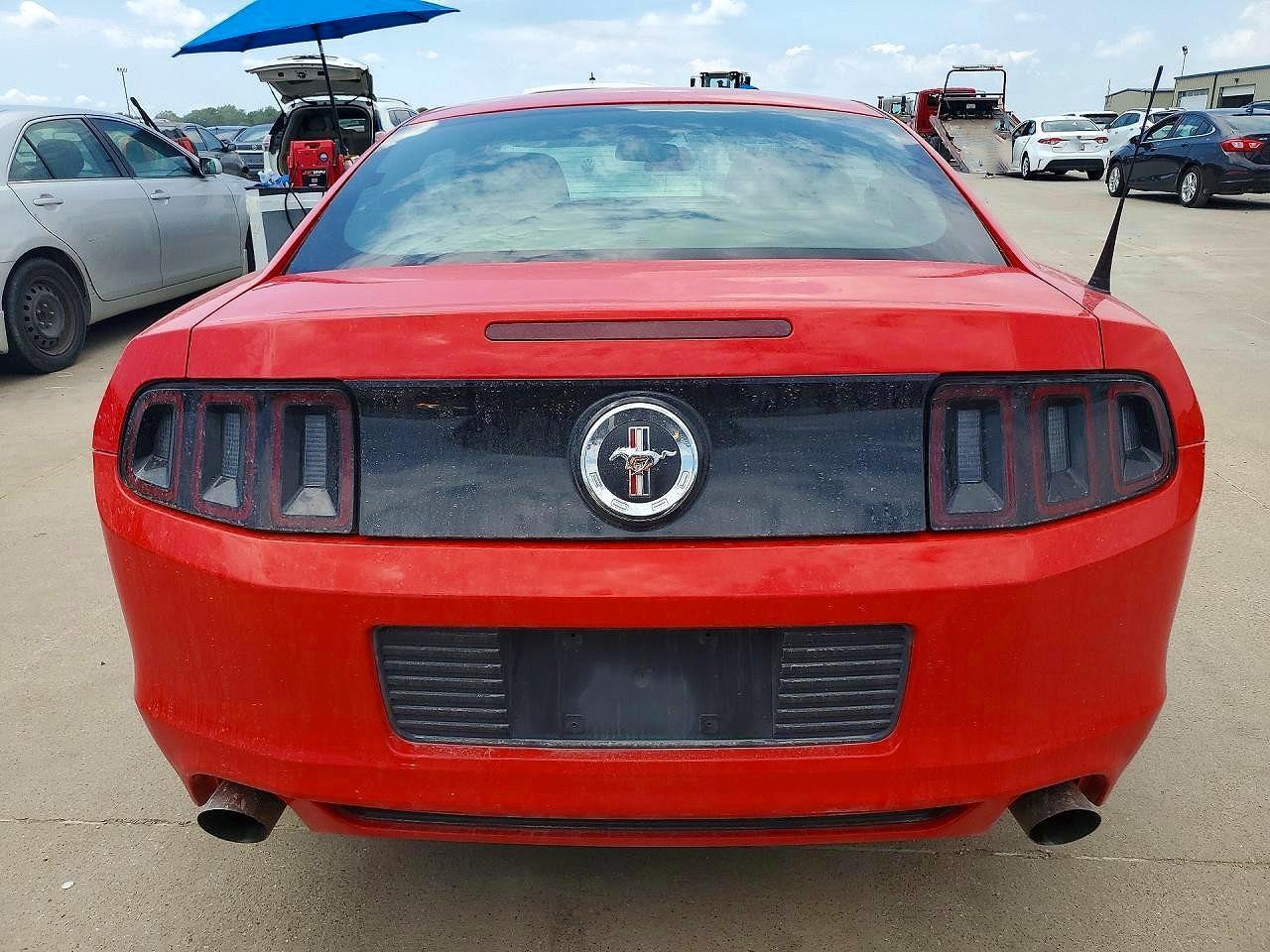 2013 Ford Mustang - Image 6