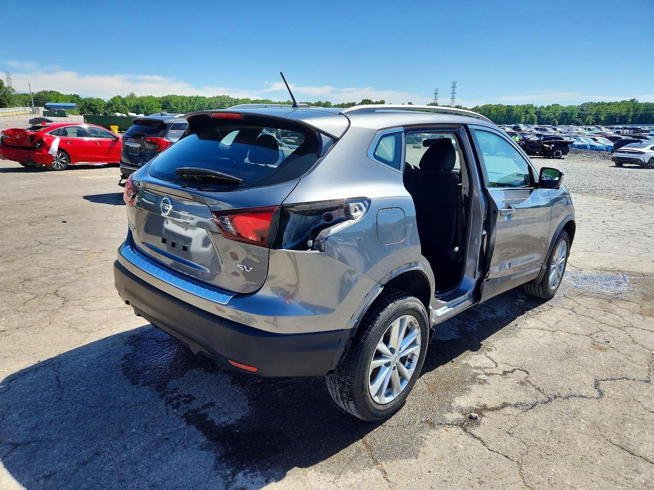 2018 Nissan Rogue Sport Sv - Image 3