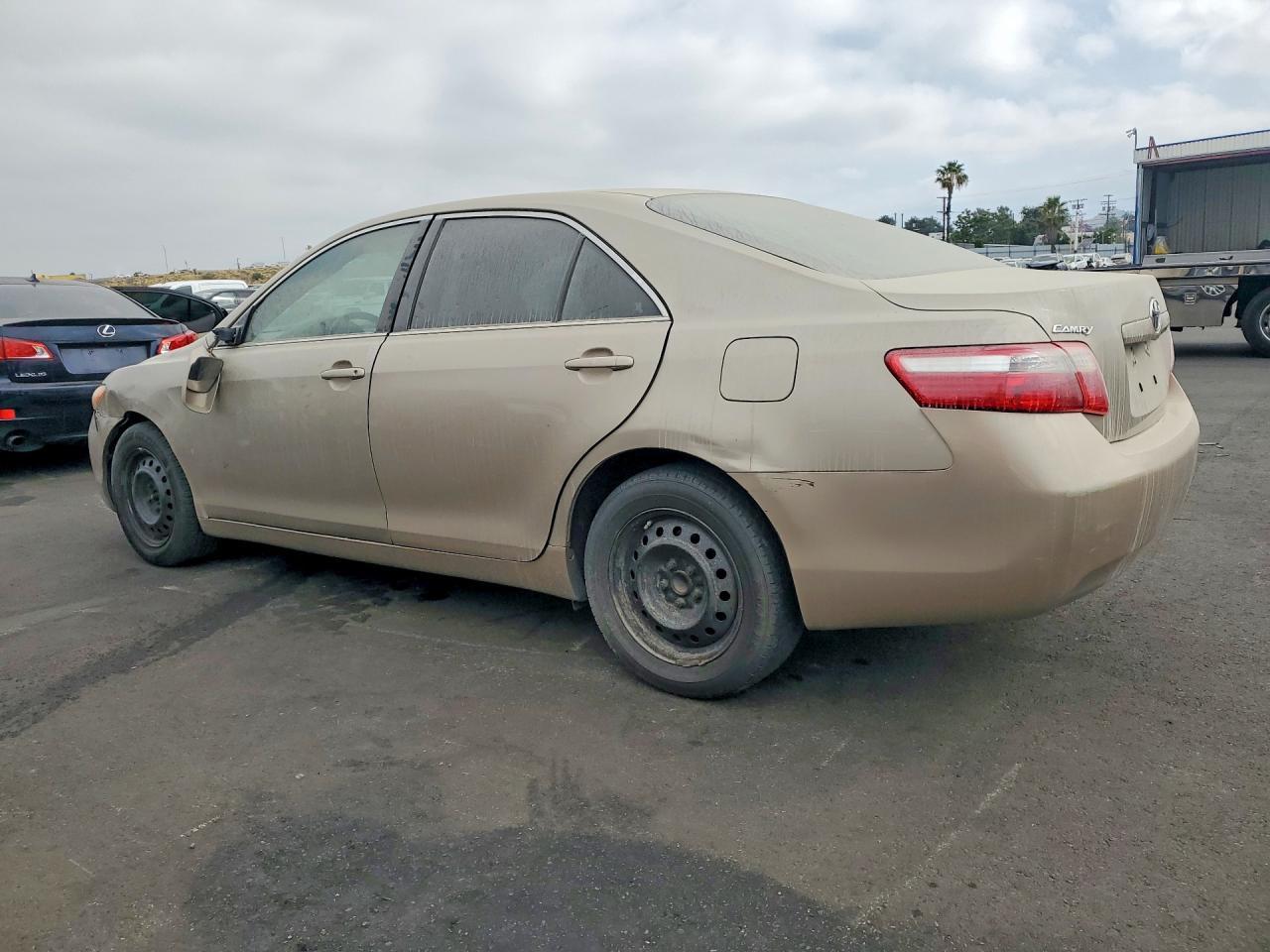 2008 Toyota Camry Base - Фото 2