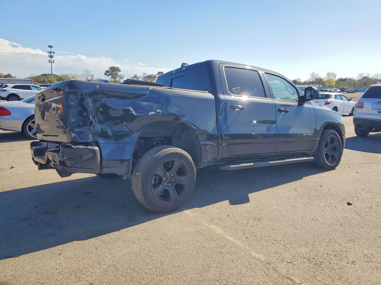 2020 Ram 1500 - Фото 3