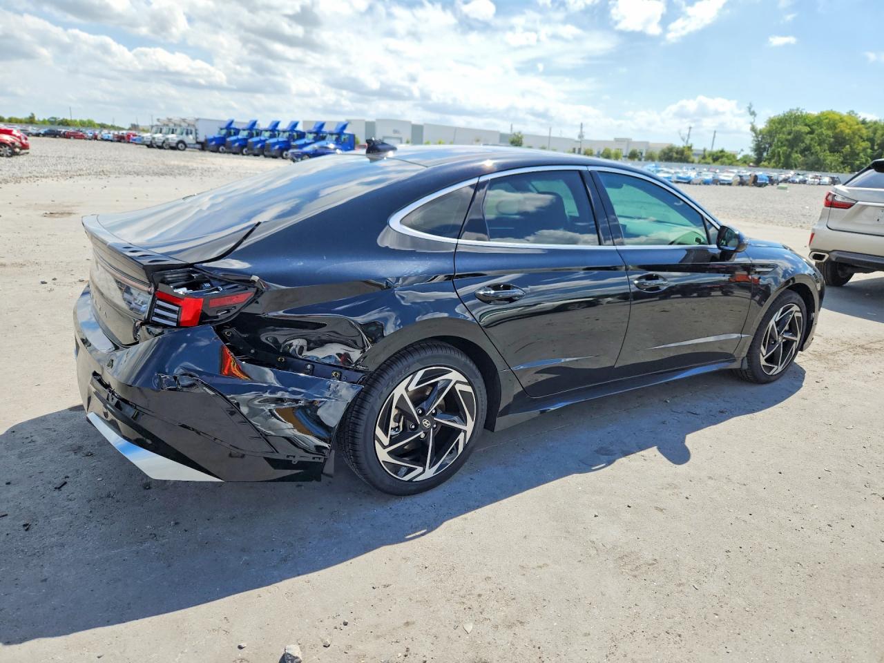 2025 Hyundai Sonata Sel - Фото 3