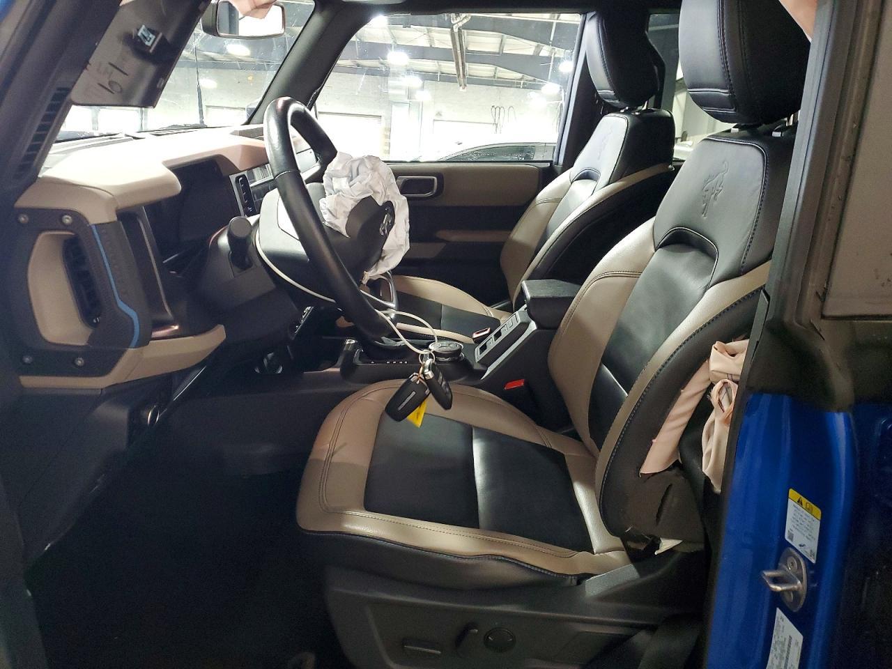 2023 Ford Bronco Base - Фото 7