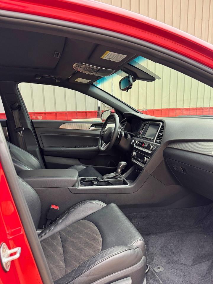 2019 Hyundai Sonata Sport - Фото 5