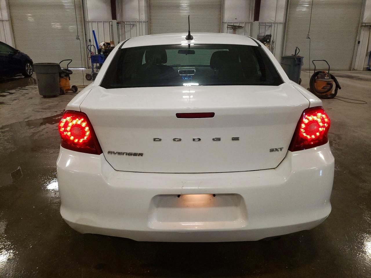 2014 Dodge Avenger Sxt - Image 6
