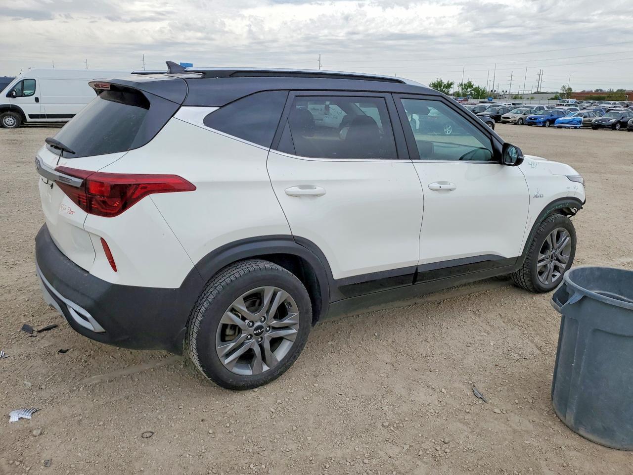 2022 Kia Seltos S - Фото 3
