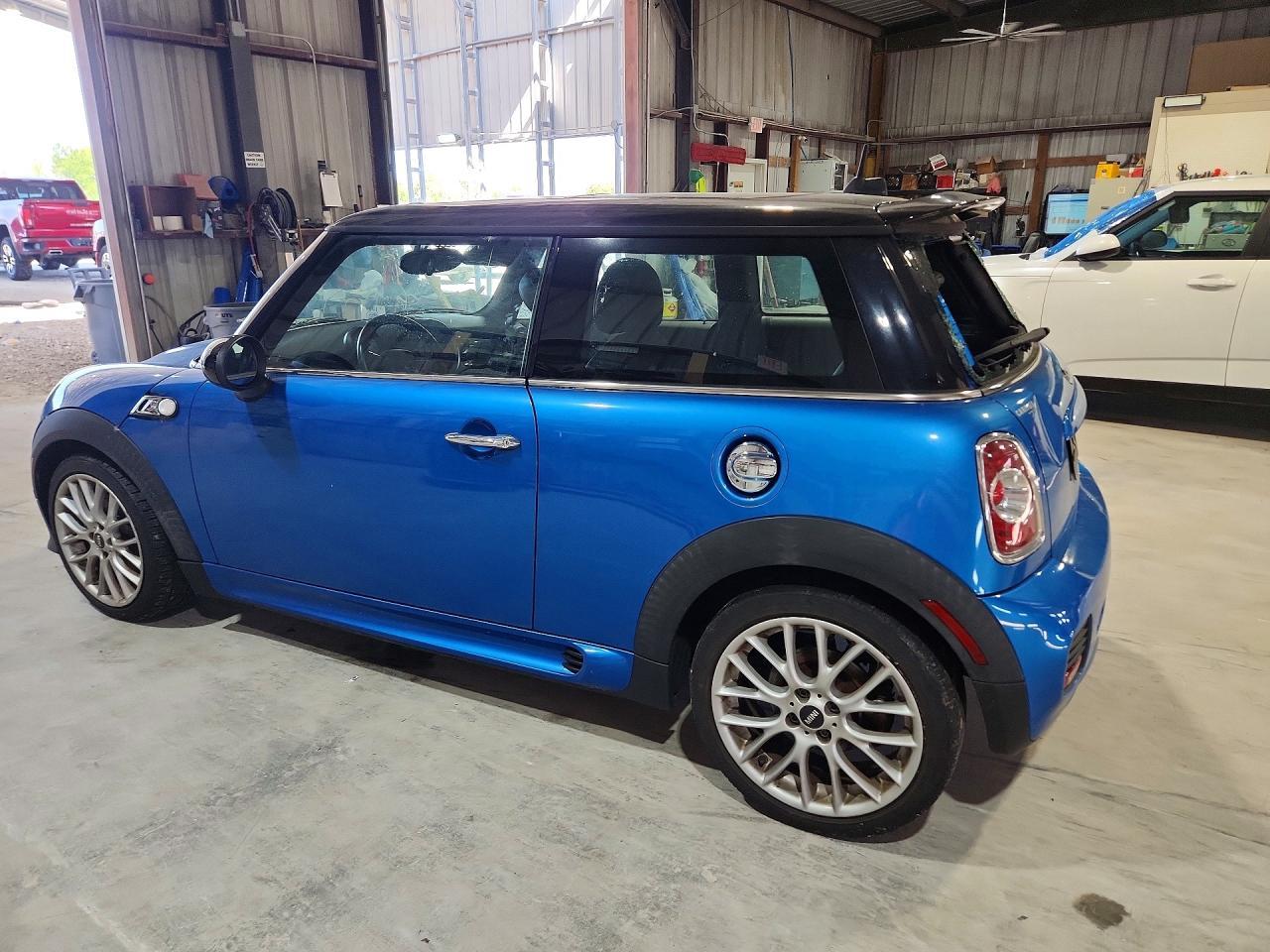 2012 Mini Cooper S - Image 2