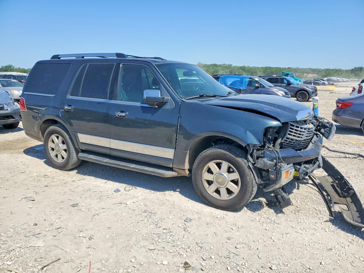 2009 Lincoln Navigator - Image 4