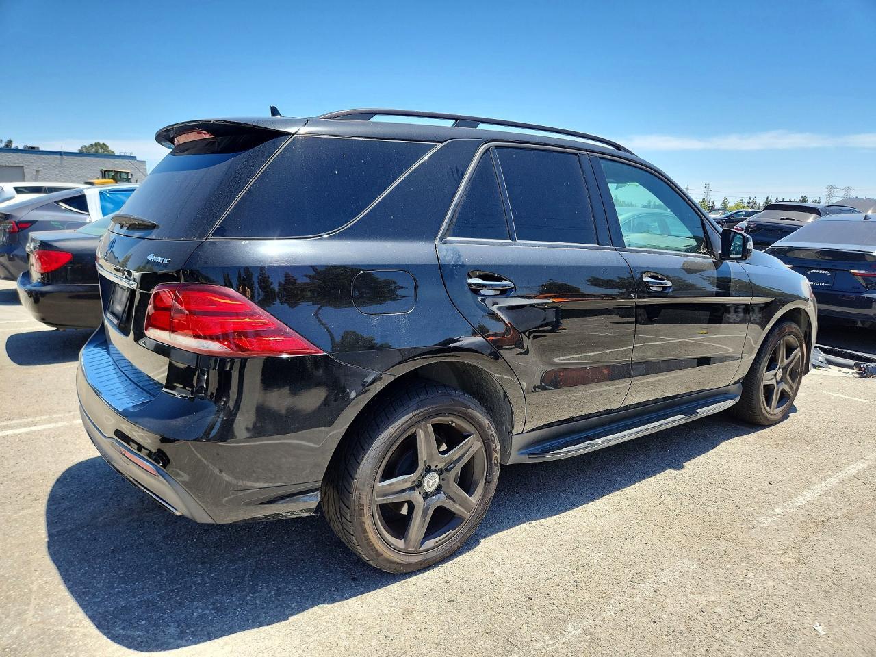 2017 Mercedes-Benz Gle 400 4Matic - Фото 3