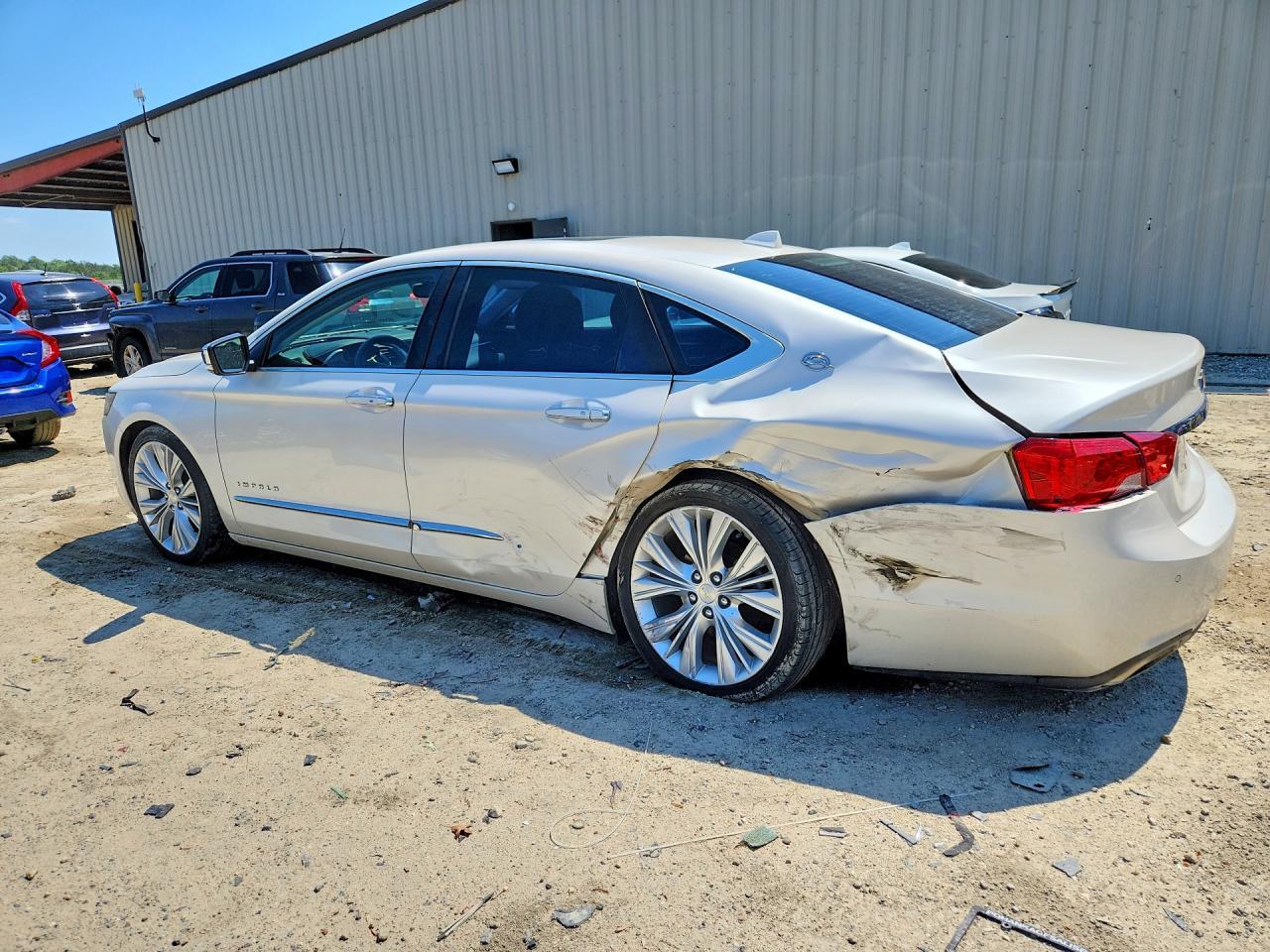 2014 Chevrolet Impala Ltz - Image 2