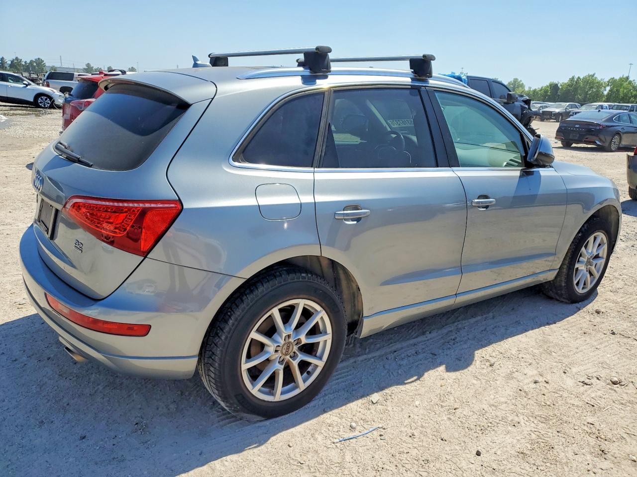 2010 Audi Q5 - Image 3