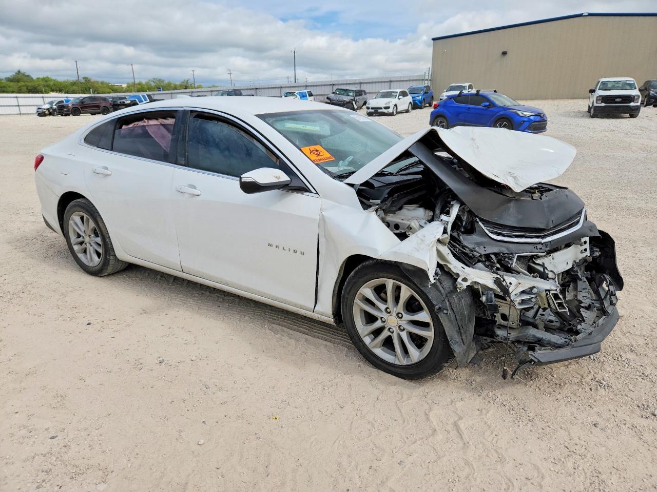 2018 Chevrolet Malibu Lt - Image 4