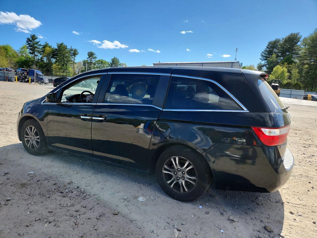 2013 Honda Odyssey Exl - Image 2