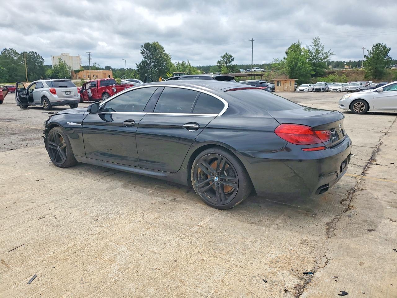 2013 BMW 650 Xi - Image 2
