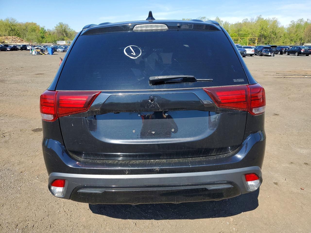 2020 Mitsubishi Outlander Se - Фото 6