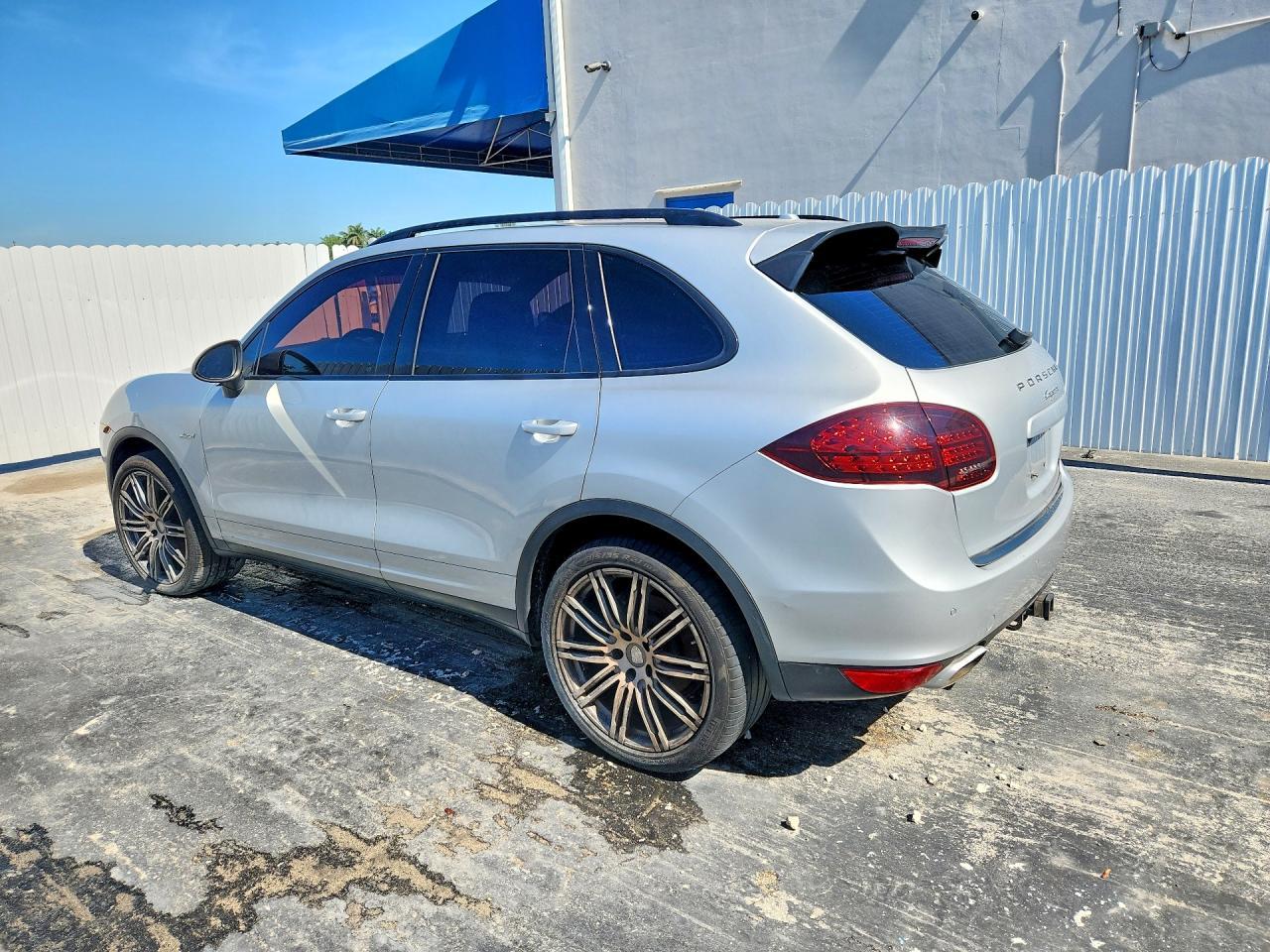 2013 Porsche Cayenne - Фото 2