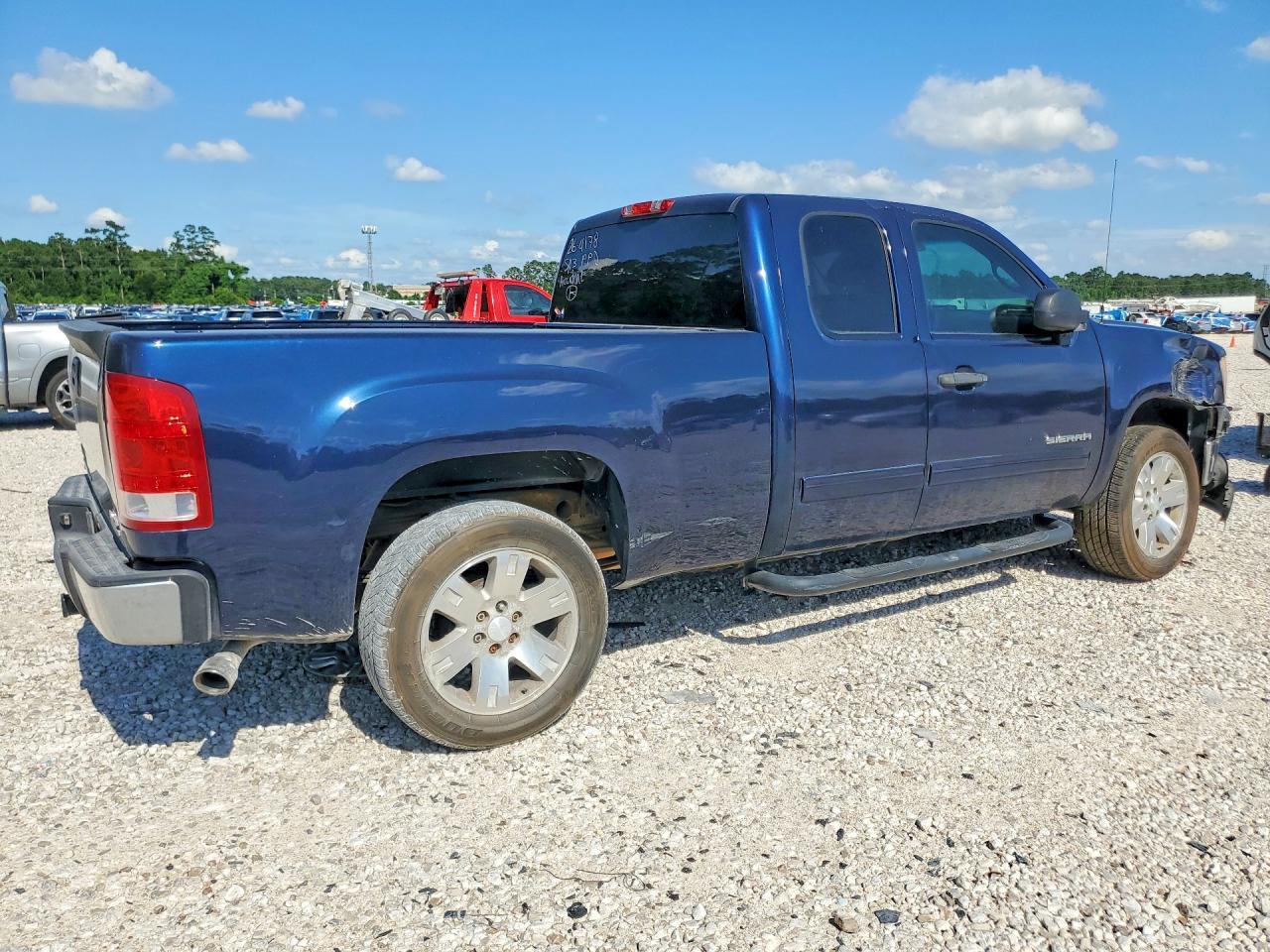 2010 GMC Sierra C1500 Sle - Image 3