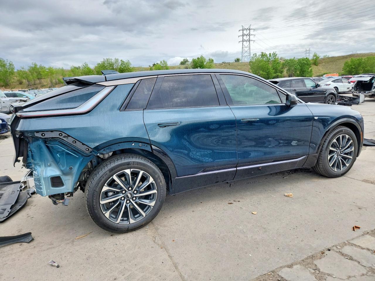 2024 Cadillac Lyriq Sport - Фото 3