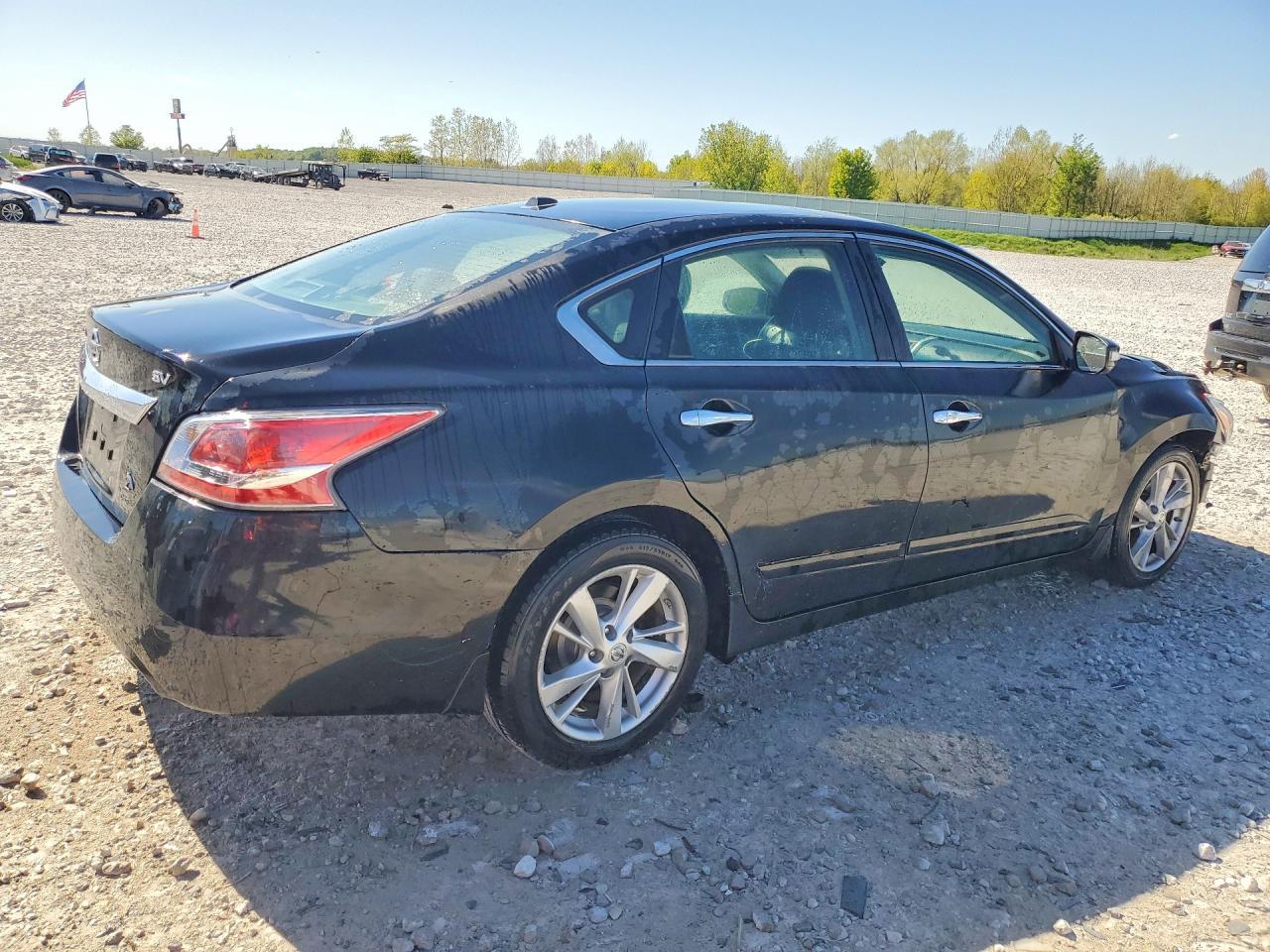 2015 Nissan Altima 2.5 Sv - Фото 3