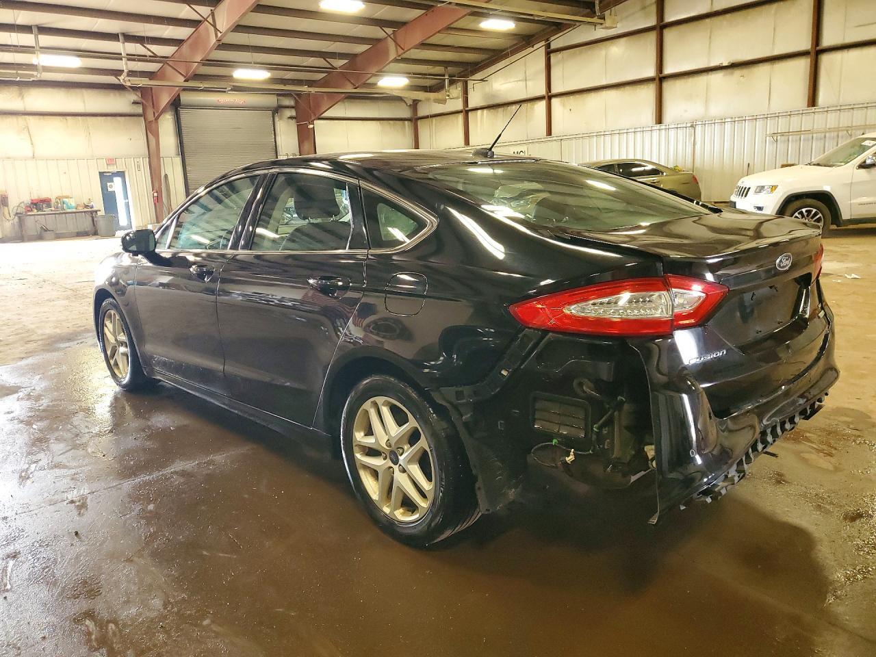 2016 Ford Fusion Se - Фото 2
