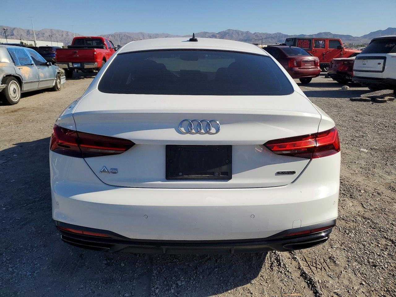 2022 Audi A5 Premium Plus 40 - Фото 6