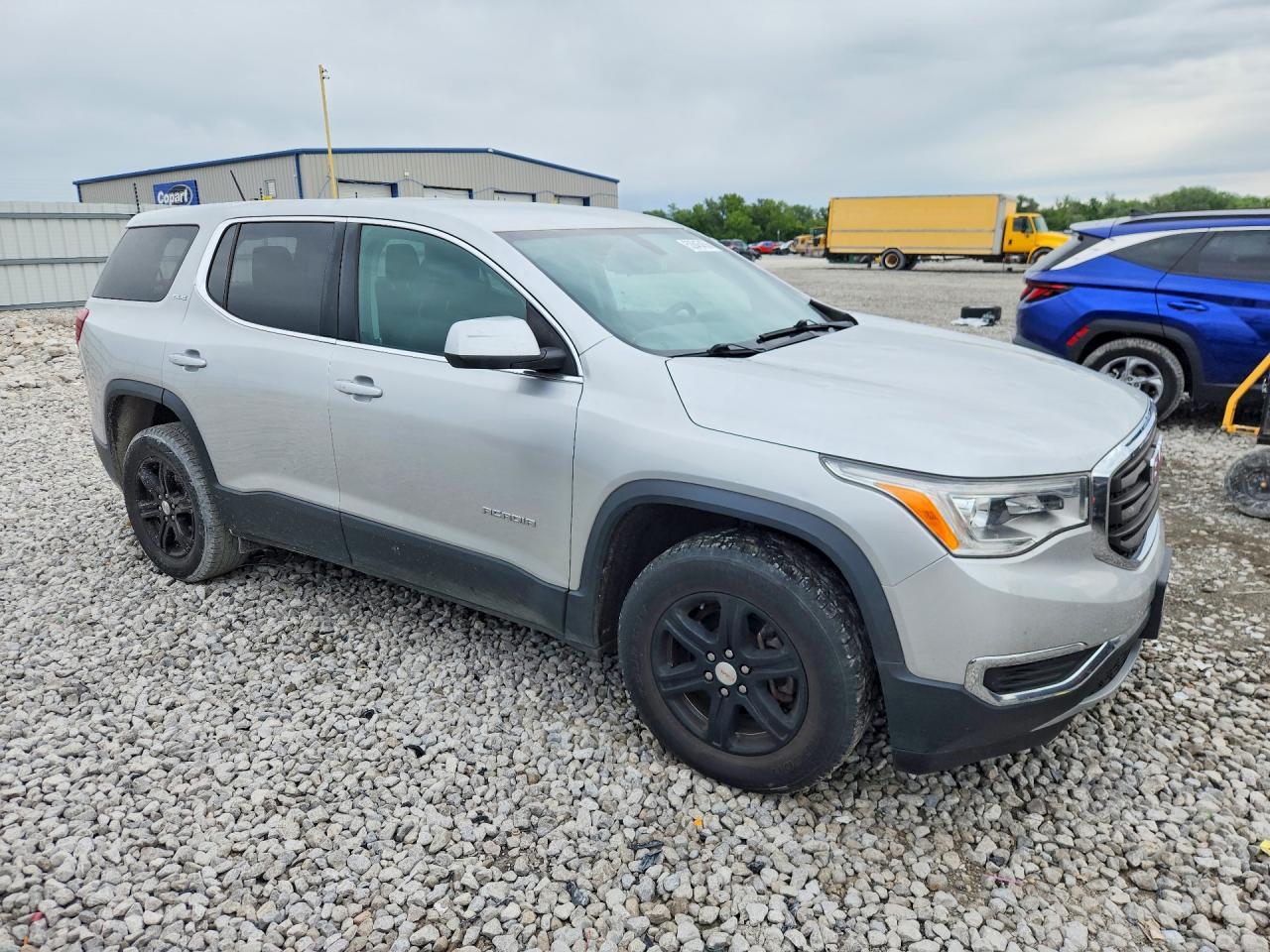 2018 GMC Acadia Sle - Image 4