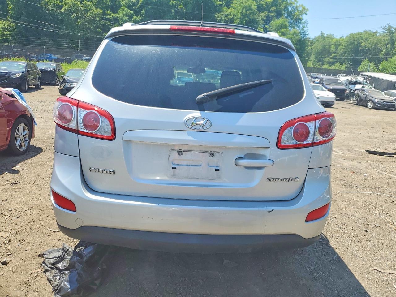 2011 Hyundai Santa Fe Se - Image 6