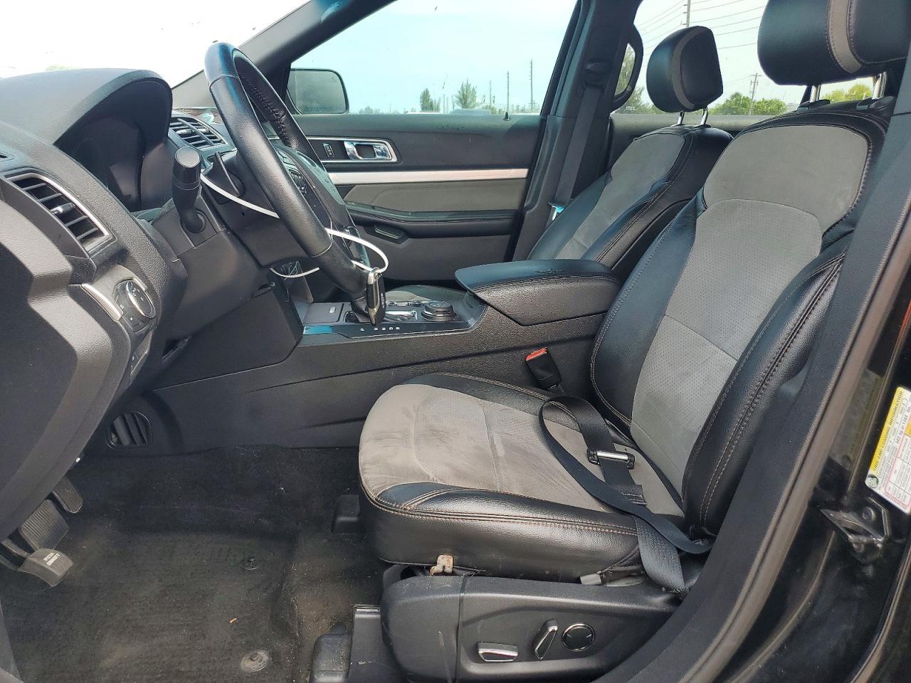 2017 Ford Explorer Xlt - Image 7