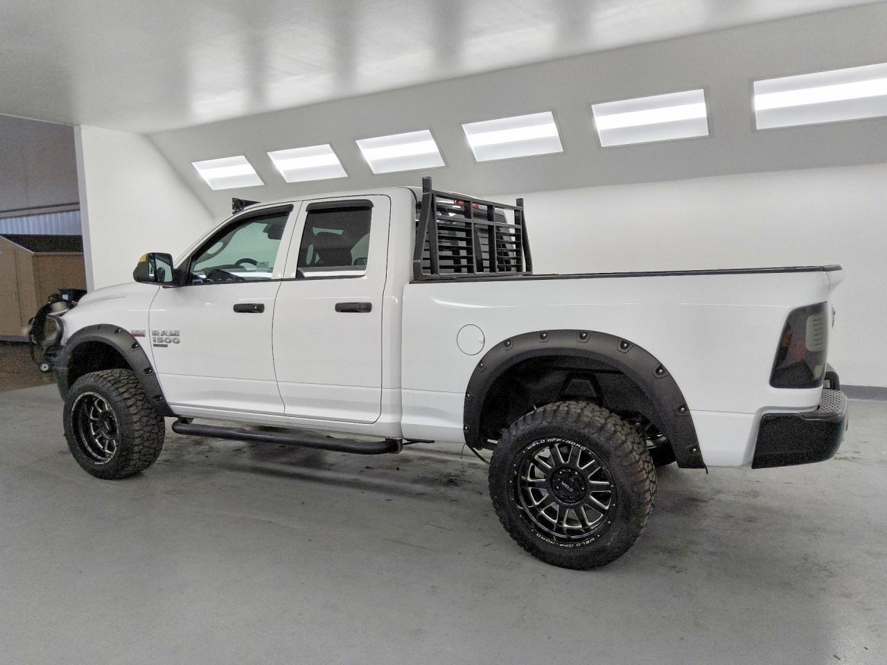 2019 Ram 1500 Classic Tradesman - Фото 2
