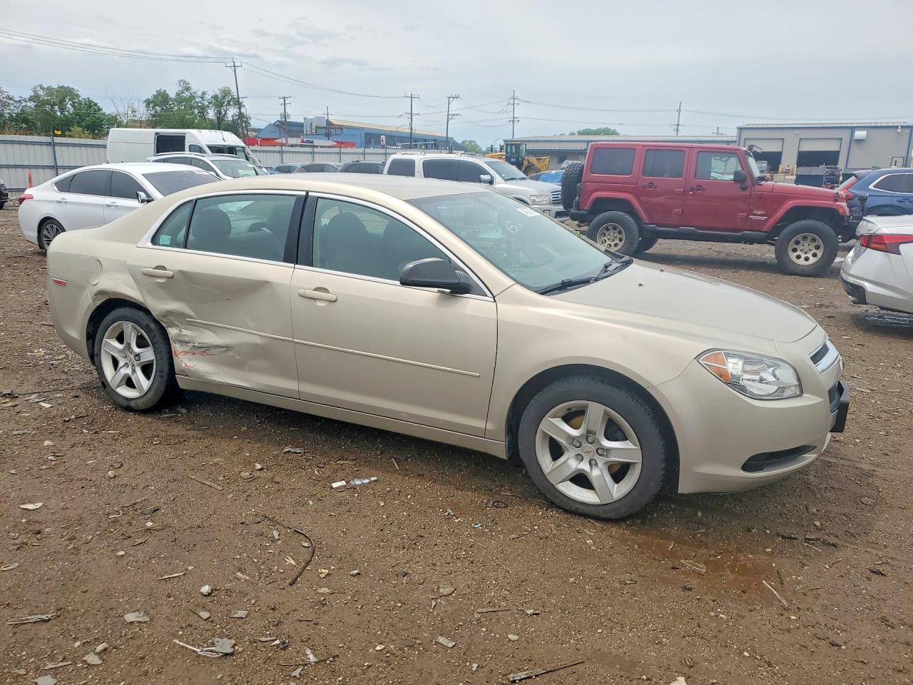 2011 Chevrolet Malibu Ls - Фото 4