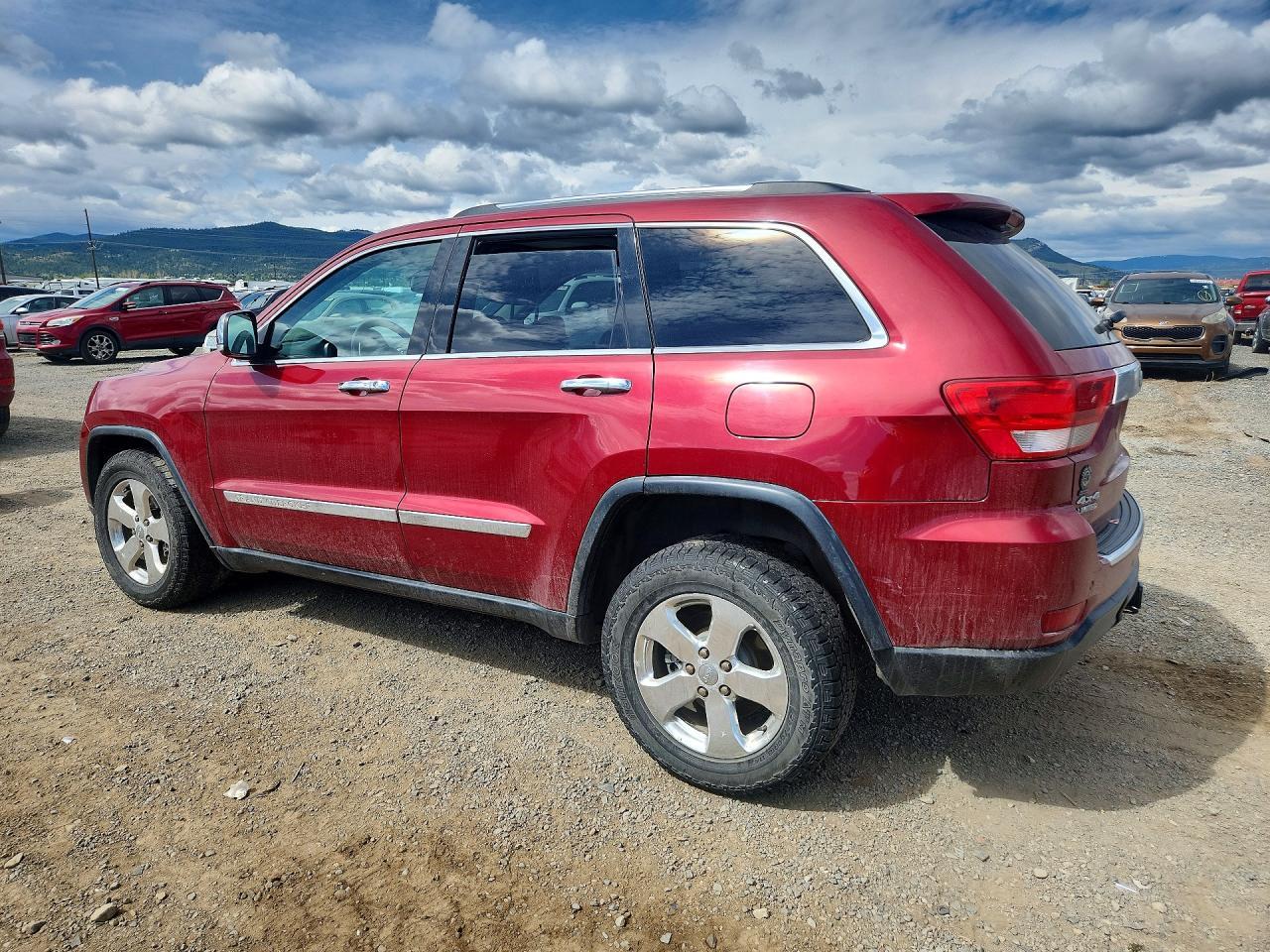 2013 Jeep Grand Cherokee Limited - Image 2